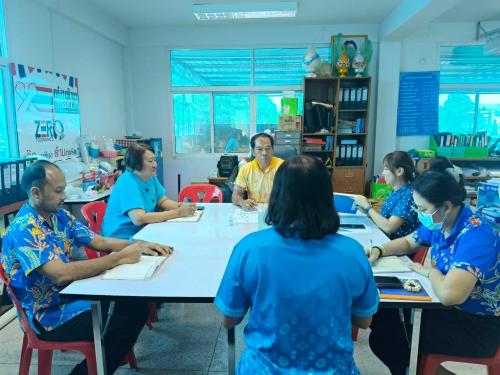 ? สพอ.อุทัย? ?ประชุมแผนงานและสรุปผลการดำเนินงาน ไตรมาส 4