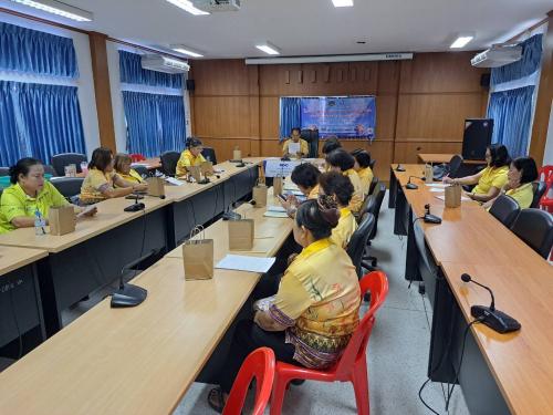 ?สพอ.อุทัย? ?โครงการส่งเสริมการขจัดความยากจนและพัฒนาอาชีพกิจกรรมสนับสนุนกิจกรรมตามแผนขับเคลื่อนการขจัดความยากจนขององค์กรสตรี