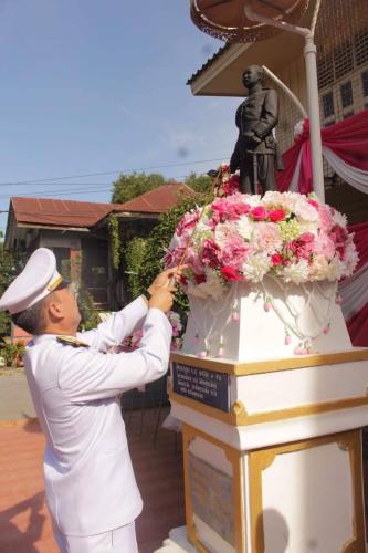 ?สพอ.อุทัย ร่วมพิธีวางพวงมาลาถวายราชสักการะพระบาทสมเด็จพระจุลจอมเกล้าเจ้าอยู่หัว เพื่อน้อมสำนึกในพระมหากรุณาธิคุณ เนื่องใน “วันปิยมหาราช” ?